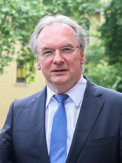 Dr.<b>Reiner Haseloff</b> (CDU) Ministerpräsident des Landes Sachsen-Anhalt bei ... - 10_f33cafeeb1fa513d625368481e9f5ac6